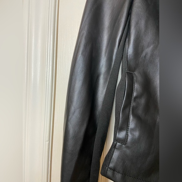 FAUX LEATHER JACKET DYNAMITE🖤 - Picture 7 of 7
